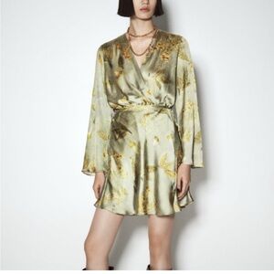 NEW ZARA  Floral Satin Dress